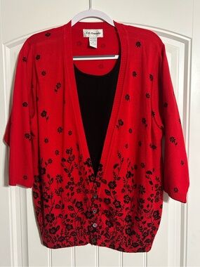 C.D. Daniels Red Floral Button-Front Cardigan